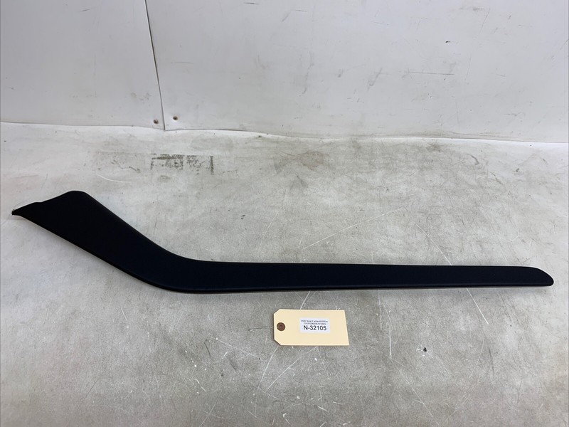 17-21 Tesla Y 3 Left Center Console Side Trim Molding 1087936-00-D N-32105 U8