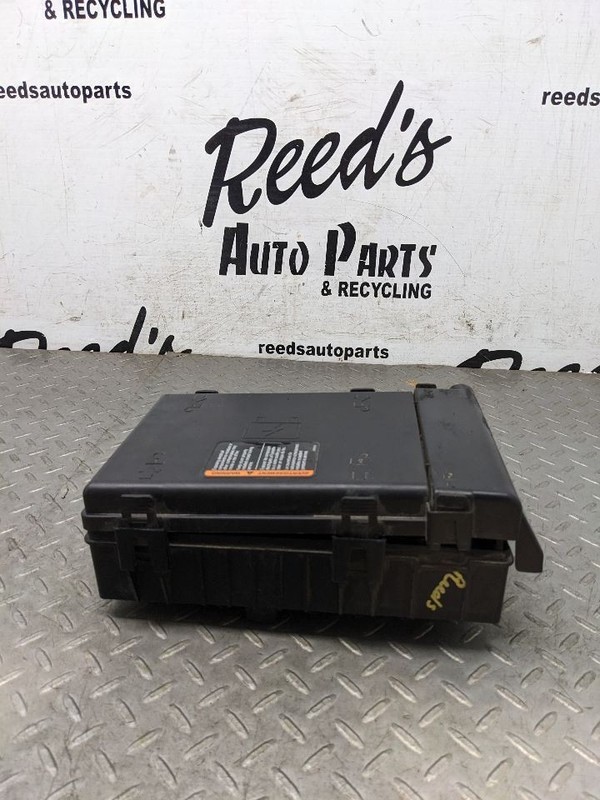 Fuse Box Engine Fits 21-24 EXPRESS 2500 VAN 1185008