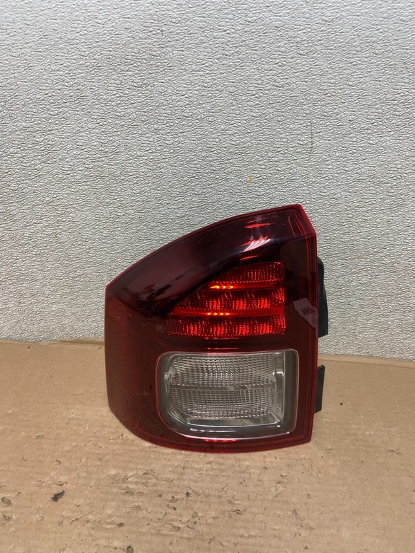2014 - 2017 Jeep Compass Left Driver LH Side Tail Light AB0212 LK
