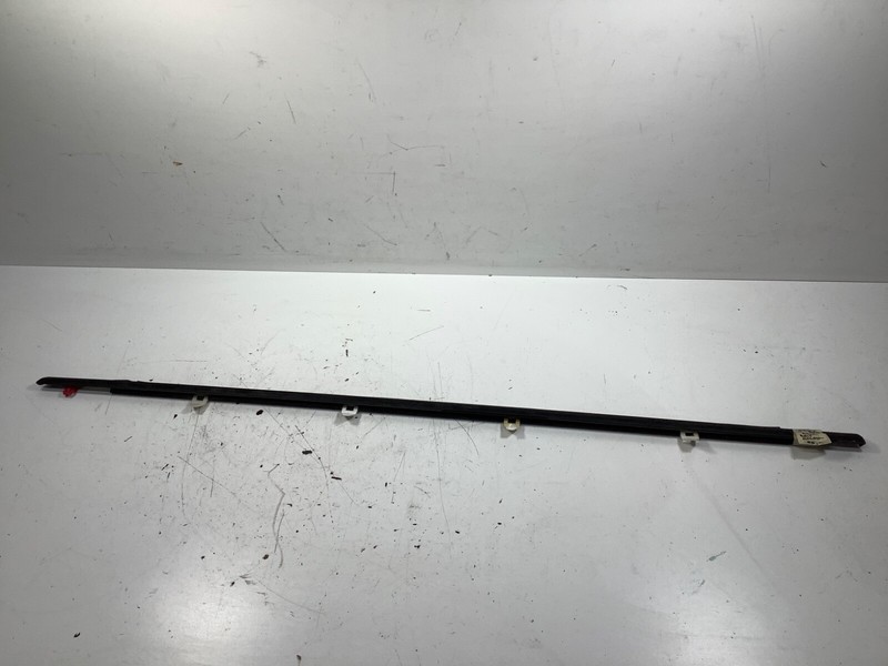 95-98 Honda Odyssey Right Rear Door Belt Molding Assembly 1972910-SX0-003 OEM