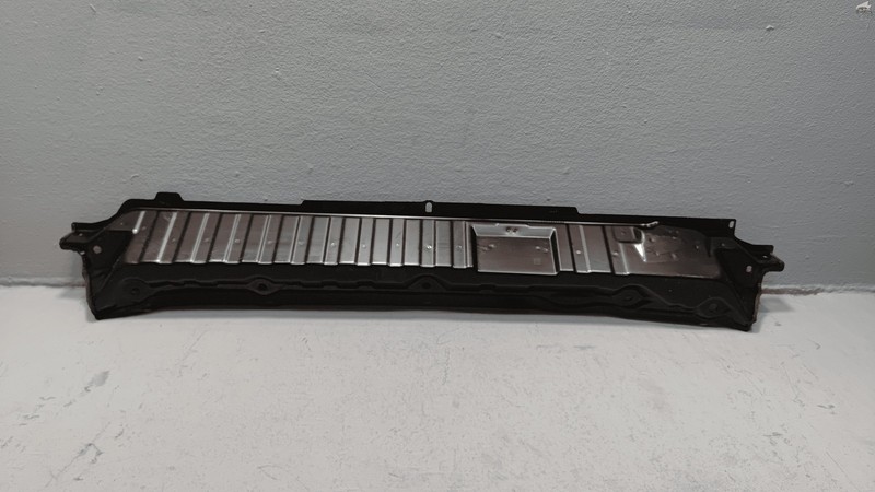 2021-2025 NISSAN ROGUE WINDSHIELD WIPER COWL EXTENSION TOP PANEL OEM