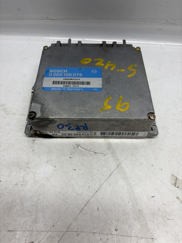 92-99 Mercedes W140 S500 400SEL S600 BOSCH ASR Control Module 0135453832 OEM