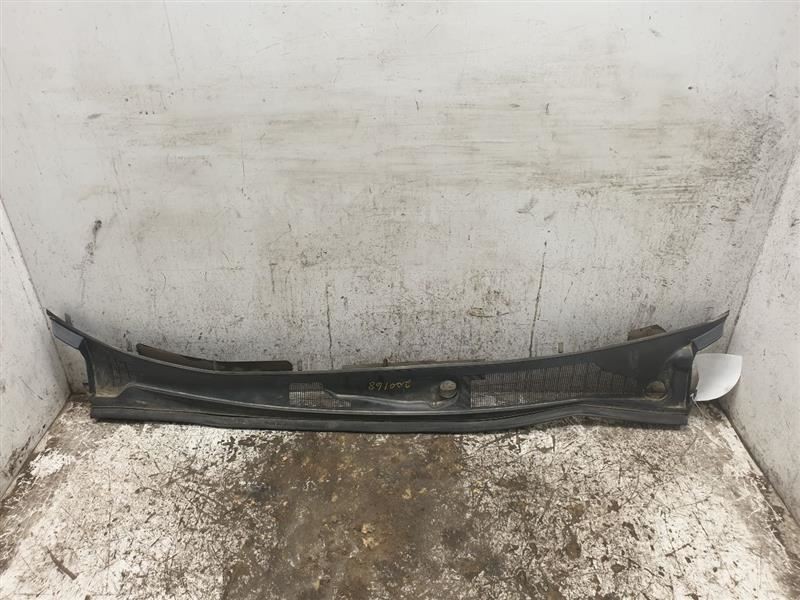 00 01 02 03 04 Toyota AVALON Cowl Vent Panel