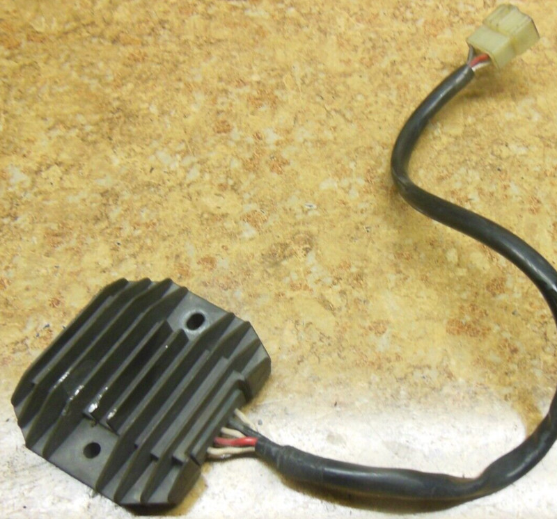 2003 Yamaha FZS1 FZ1 FZ 1 FZS1000 Fazer Electrical Voltage Regulator Rectifier