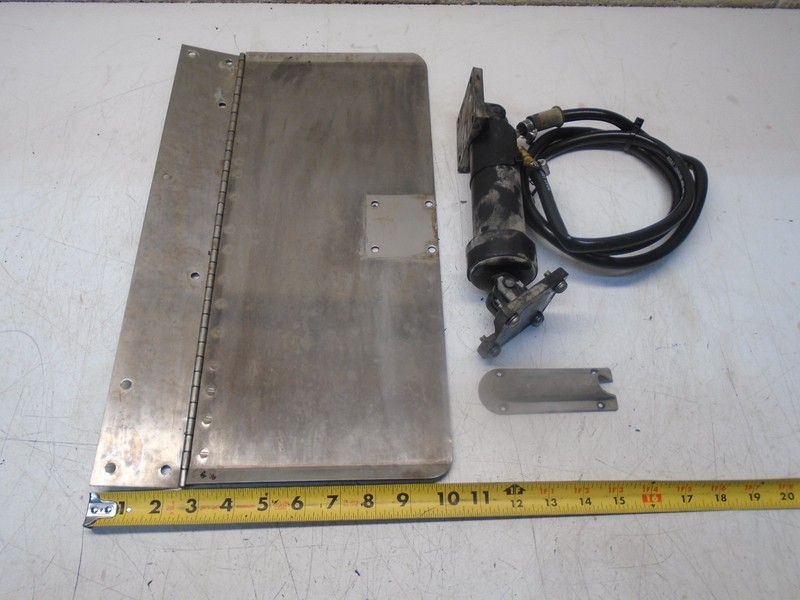 WA6 Trim Plane & Tab Assembly 10" x 18"