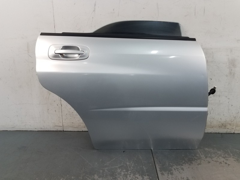 2005 04 05 Subaru WRX STi Right Rear Passenger Door #1066 VV4