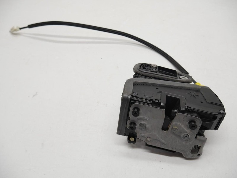 2018-2024 BUICK ENCLAVE FRONT LEFT LH DRIVER SIDE DOOR LATCH LOCK ACTUATOR OEM