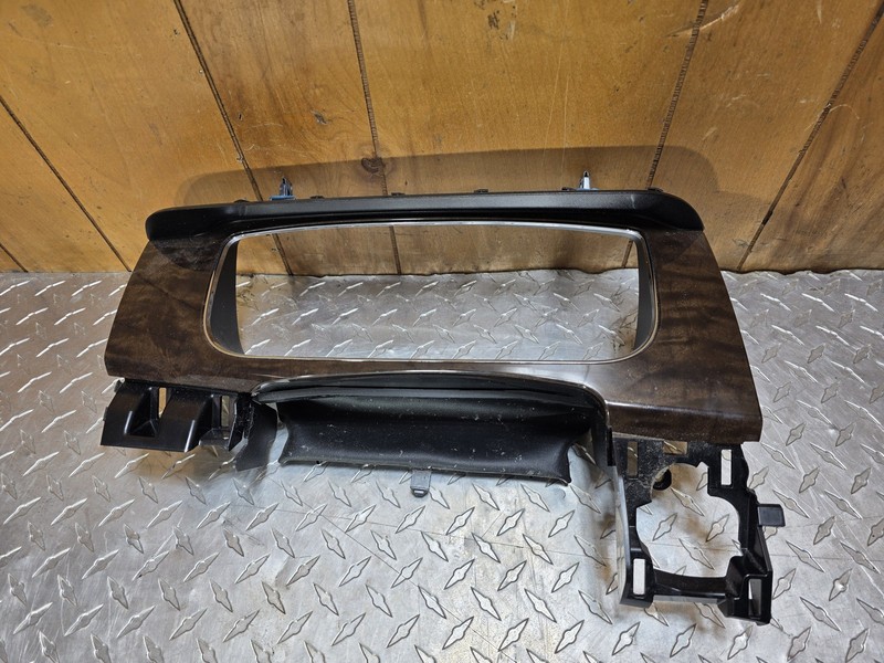 2010-2019 Ford Taurus Speedometer Bezel Woodgrain Oem Tested