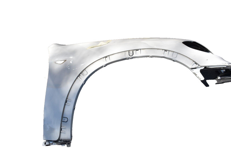 2011-2013 BMW X5 RIGHT SIDE FENDER FACTORY OEM