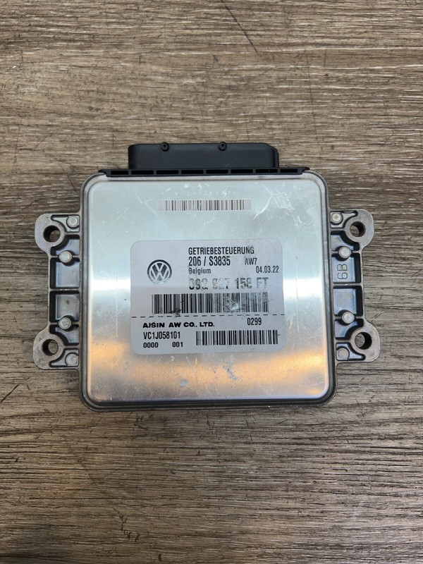 Volkswagen Control Module OEM Part# 09G-927-158-FT