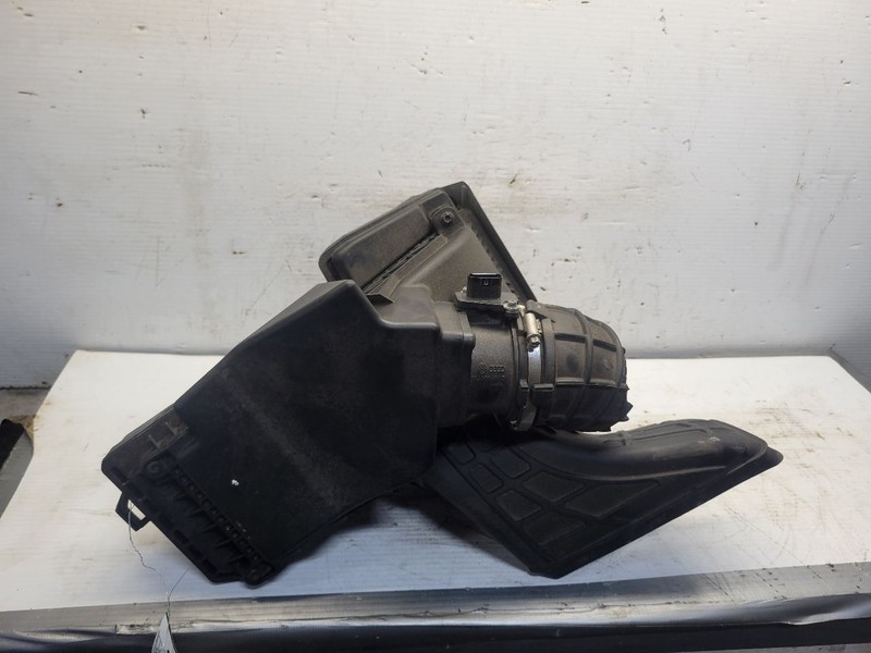 Air Cleaner 2.0L Fits 10-12 AUDI A5 1660900