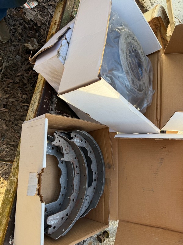 73-79 FORD PICKUP F250 REAR BRAKE DRUMS & SHOES - BRAND NEW