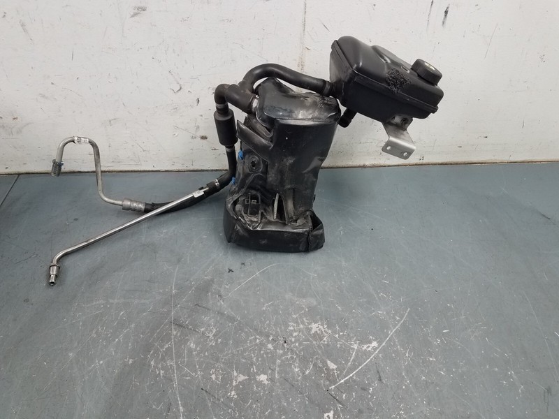 2015 16 17 McLaren 650S Spider Power Steering Pump / Reservoir #3936 H7