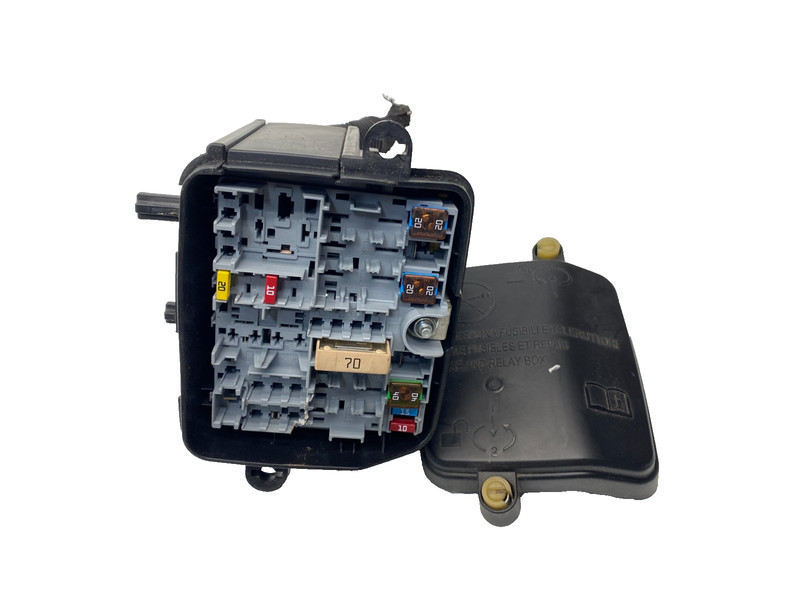 17 18 19 ALFA ROMEO GIULIA ENGINE BAY FUSE RELAY BOX MODULE UNIT OEM #A0.62