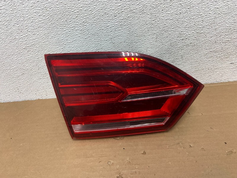 2015-2018 Volkswagen Jetta Hybrid Left Driver LH Inner Tail Light OEM AD4189 DW