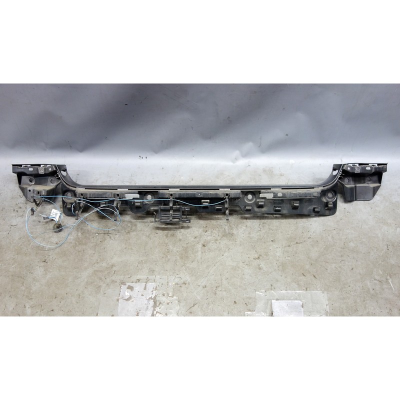 2007-2013 BMW E93 3-Series Convertible Center Mounting Bracket for Rear Bumper