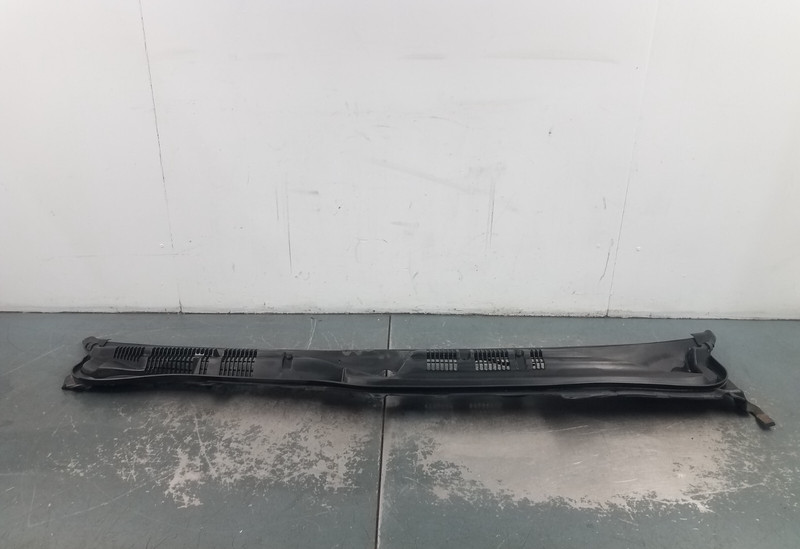 2010 Grand Marquis / Crown Vic Victoria Windshield Cowl#2643 S7