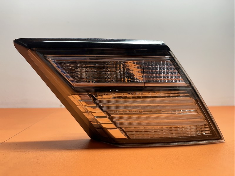UA20CZTR2ZA5 | 2013 - 2015 Honda Civic Hybrid Inner LED Left Taillight LH LR