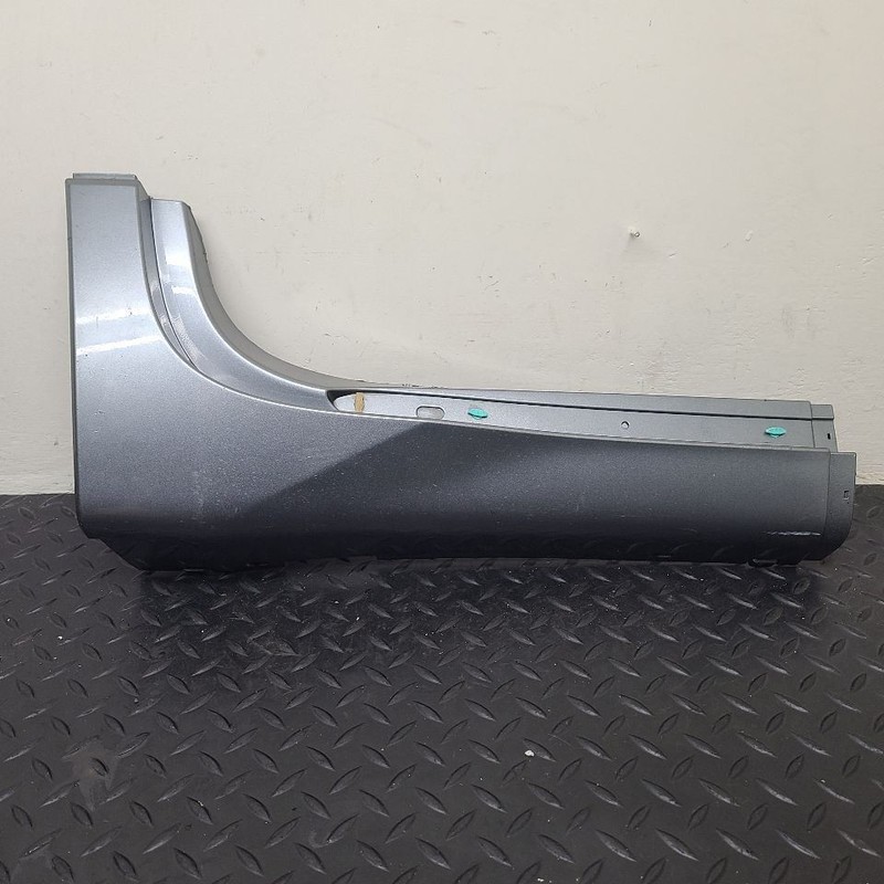 18-24 Chevrolet Traverse Rear Right Passenger Rocker Molding Gray OEM 84373916