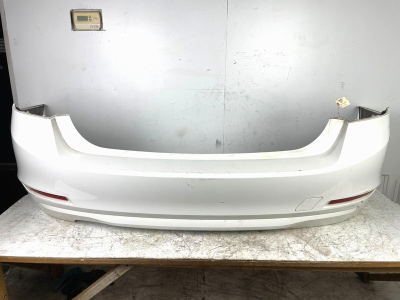 12-18 BMW F30 320 328 REAR BUMPER COVER NO PDC ALPINE WHITE 300 OEM