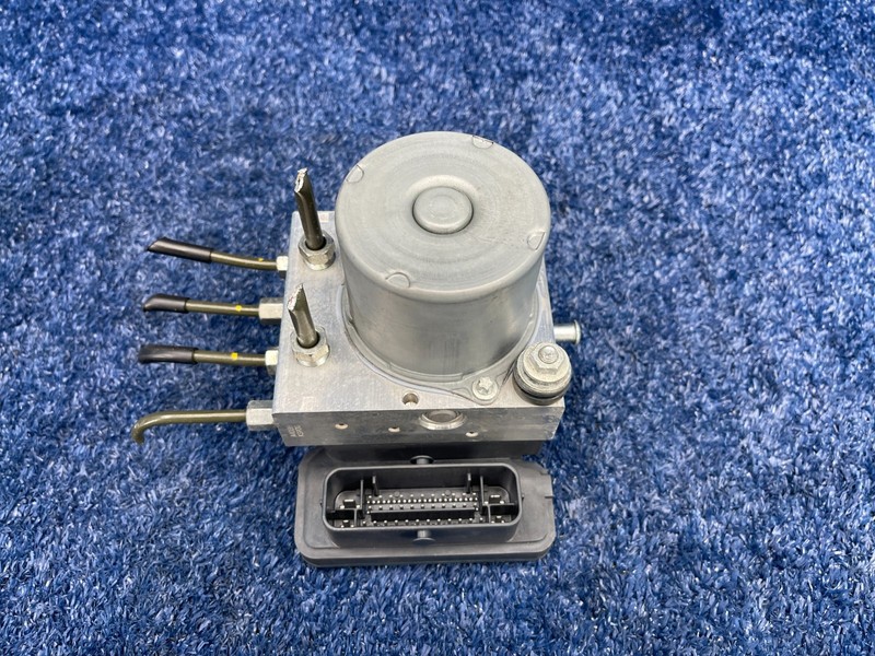 2017-20 FIAT 124 SPIDER ABS ANTI LOCK BRAKE PUMP MODULE MODULATOR NA4T437A0G OEM