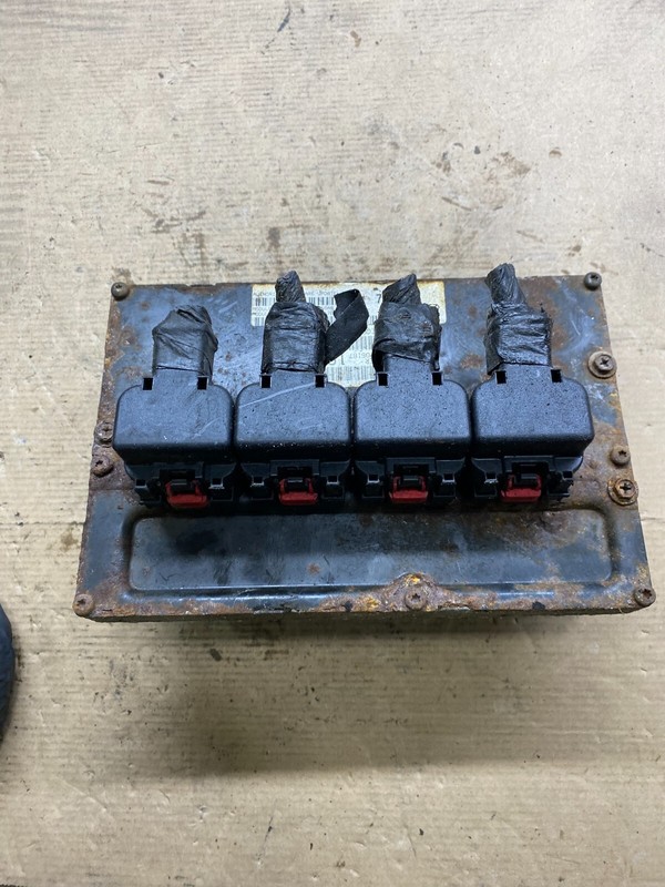 2007 Chrysler Town Country Caravan 3.3L Engine Control Unit ECU Module n6841 DG