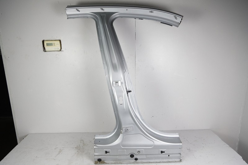 2012 - 2018 BMW 320I F30 RIGHT SIDE B PILLAR FRAME BODY SHELL SILVER PAINT A83