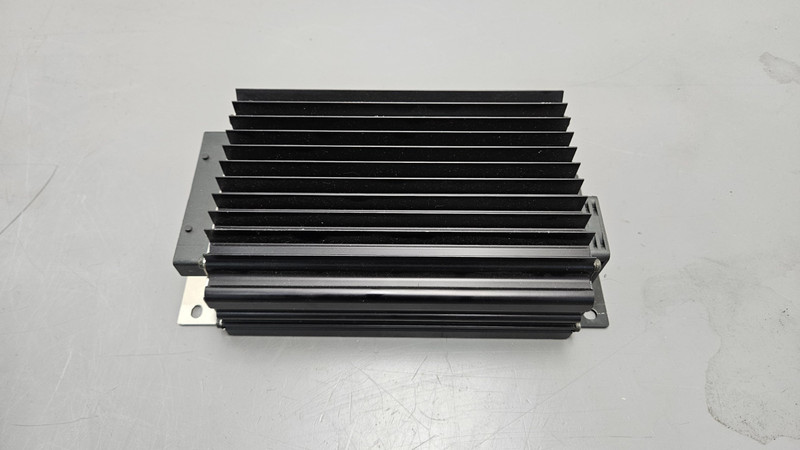 2006 Porsche Cayman S 987 Bose Amplifier #4760 F2