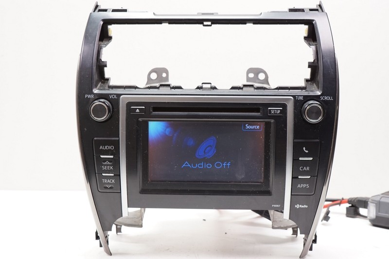 TOYOTA CAMRY Navigation Receiver Tuner Radio AM/FM CD Player OEM 2012