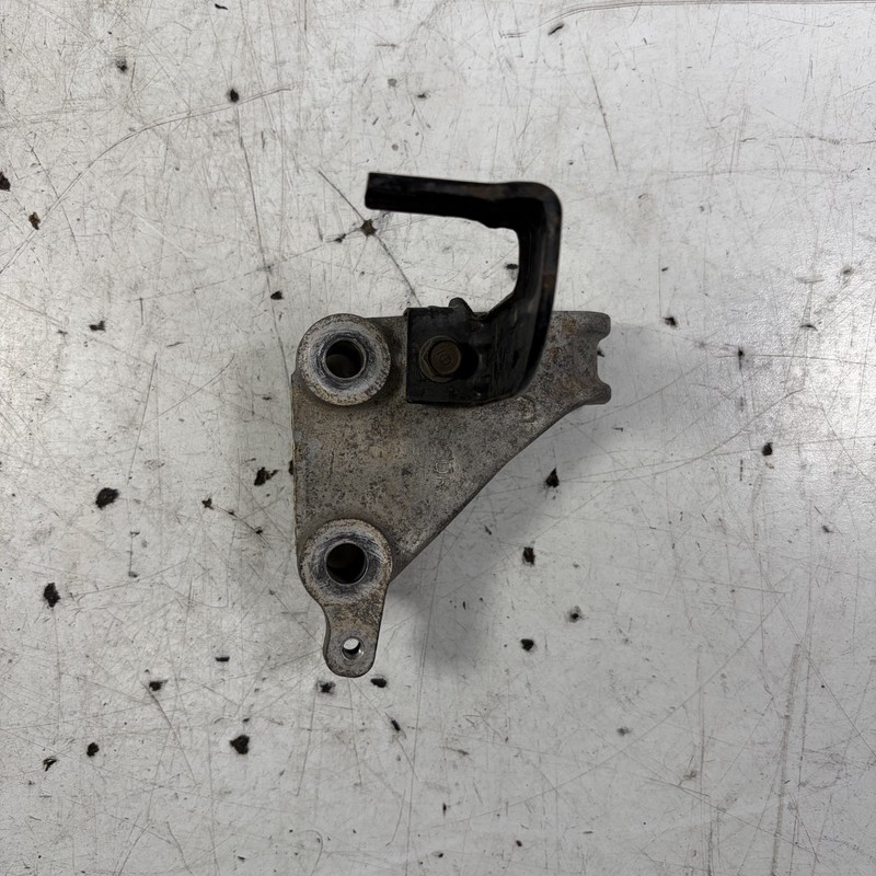 05-07 Honda Accord Hybrid Engine Side Mount Bracket 50620-SDR-A00 OEM