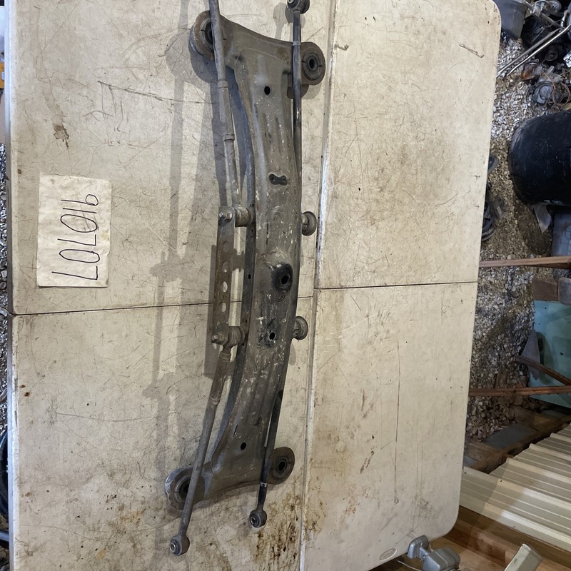 97-01 Lexus ES300 Camry Rear Subframe Crossmember w Lateral Links