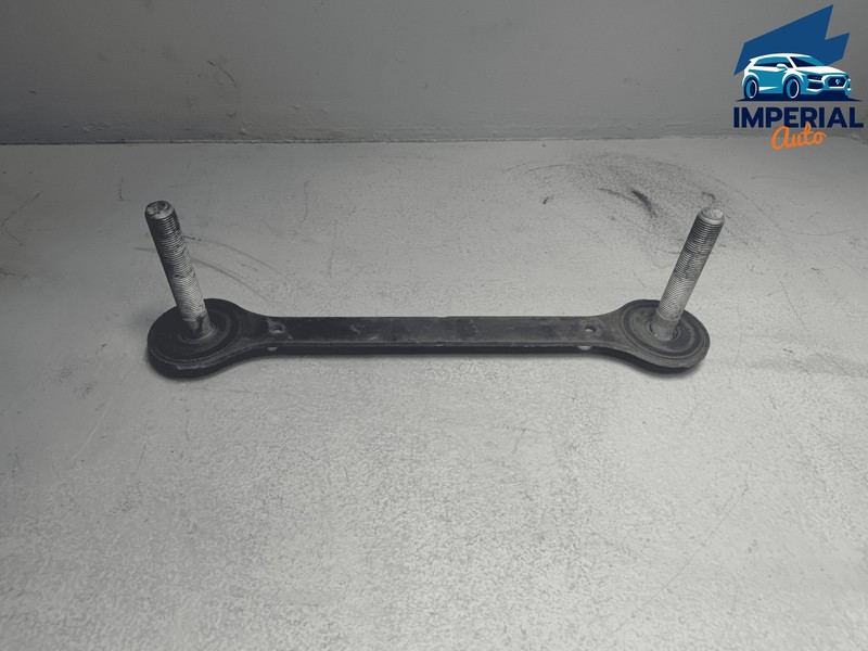 FREIGHTLINER CASCADIA 14.8L ENGINE RADIATOR LOWER MOUNT PLATE OEM 2022