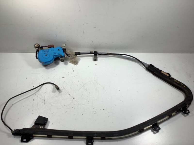 90-91 Honda Accord 4D Left Seat Belt Shoulder Anchor Rail 818A2-SM1-A04 OEM