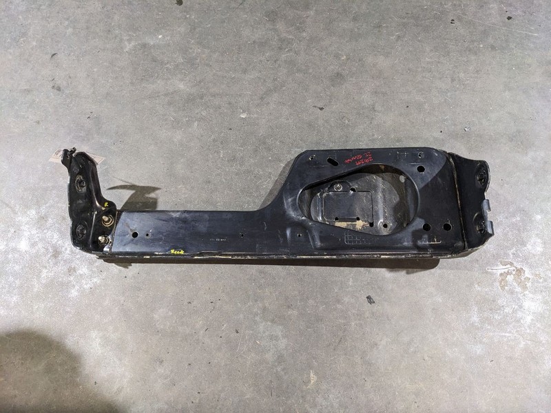 2020-2025 GMC SIERRA 2500 HD CREW CAB DIESEL FUEL TANK RESERVOIR SHIELD1180265