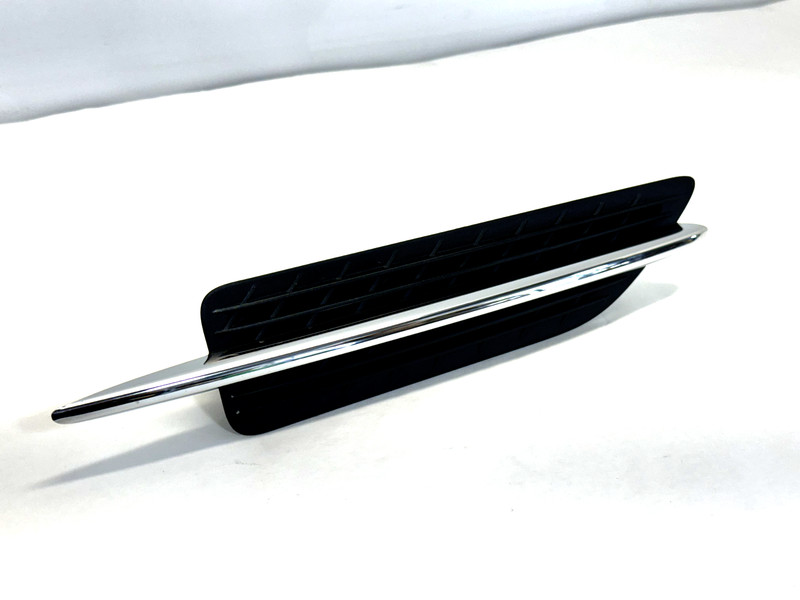 ✅ 2012-20 Mercedes-Benz SLC300 OEM RIGHT FENDER TRIM VENT LOUVER MOLDING GRILLE