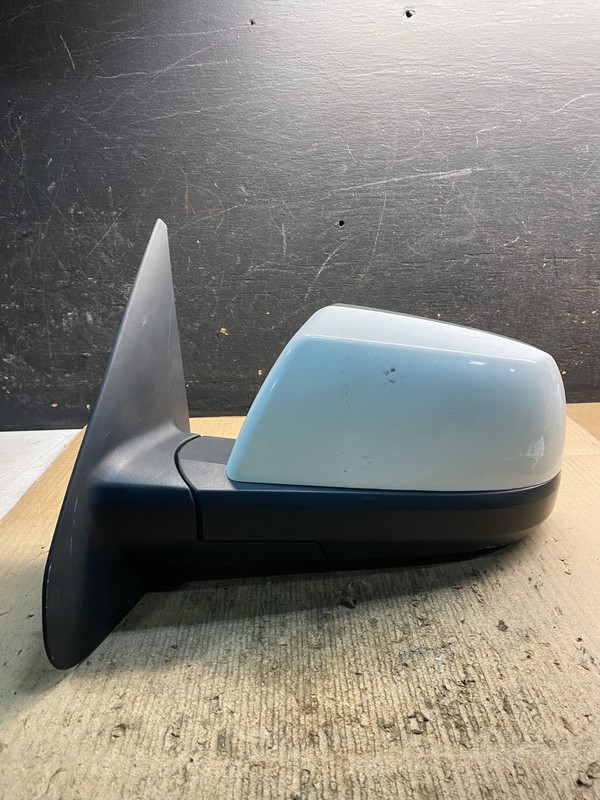 2008-2010 Toyota Sequoia Left Driver Turn SgnView Door Mirror OEM Z2514 MS