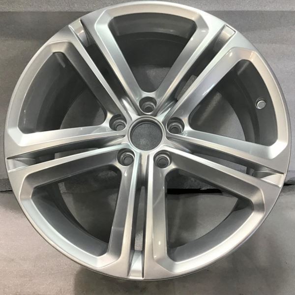 2012-2017 Volkwagen CC 69924 Wheel 18 x 8 Rim Hyper silver 1K8601025E88Z