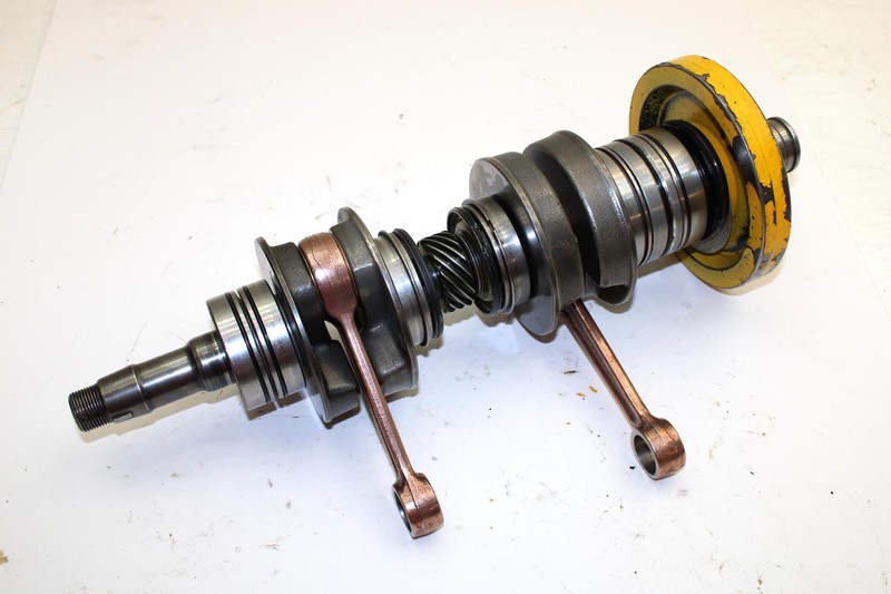 90 Sea-Doo SP OEM Crankshaft 290886797 JS1