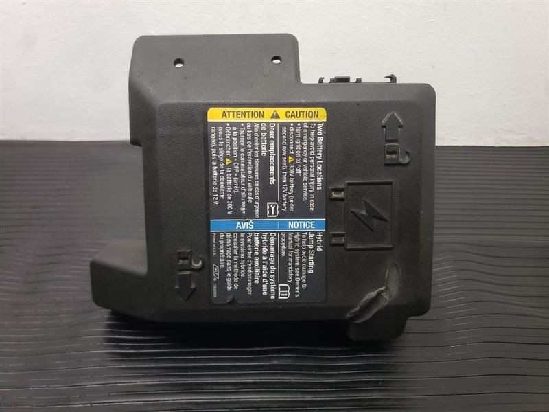 09-13 Chevrolet Tahoe 6.0L Hybrid Engine Fuse Box OEM 25867571