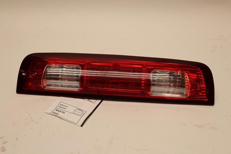 2011-2018 DODGE RAM 1500 REAR 3RD THIRD ROW HIGH MOUNT BRAKE STOP LIGHT LAMP OEM