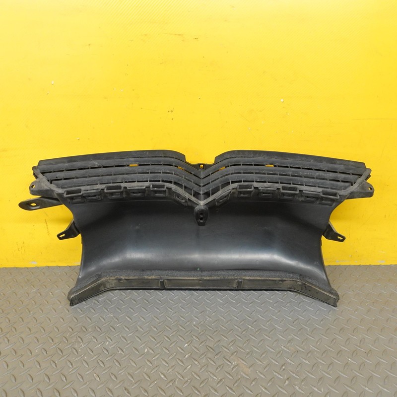2016-2020 TESLA MODEL X FRONT AIR INTAKE GRILLE NOSE DUCT SEAL OEM 1050223-00-D