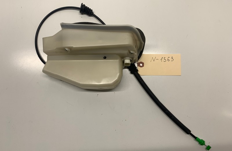 20-22 TESLA MODEL Y FRONT RH PASSENGER SIDE DOOR LOCK LATCH ACTUATOR 1563 B116