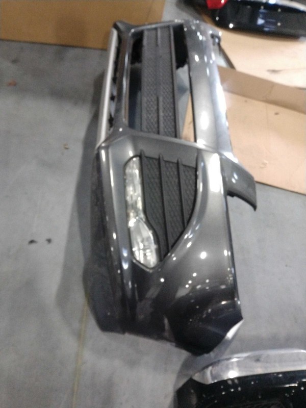 2016 Ford Escape OEM Grey Bumper Assembly 114k Miles Genuine Parts
