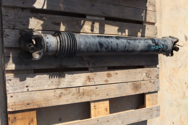 2013-2018 MACK CXU613 SECOND DRIVE SHAFT AFTER TRANY CENTER ABOUT 49" INCH OEM