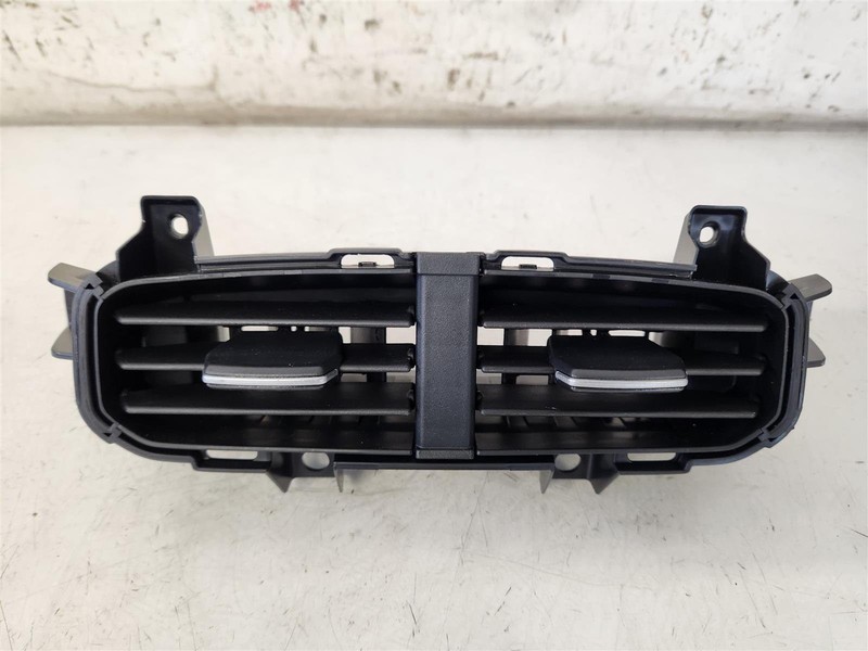 23 24 Pilot, 24 25 Ridgeline Floor Console Rear Ac Vent 83452-T90-A03za