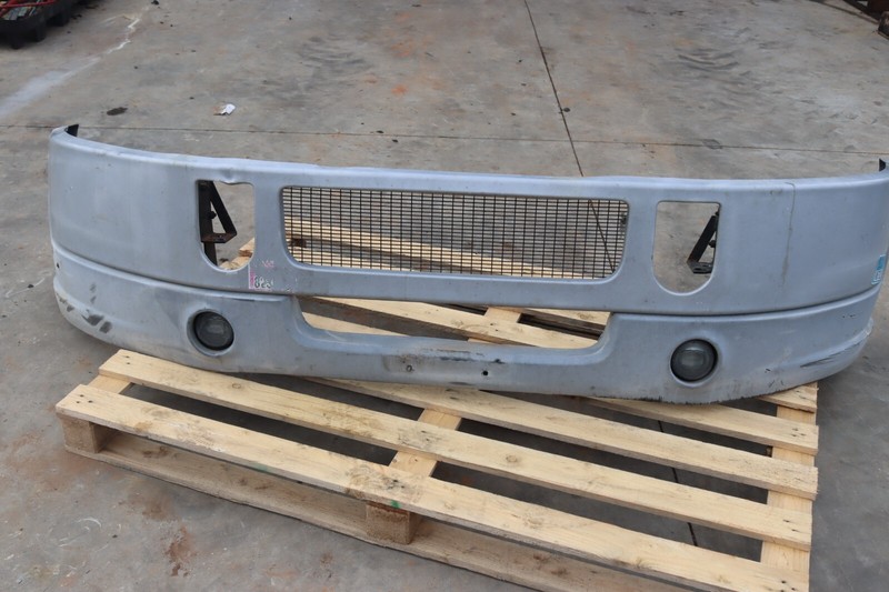 2013-2018 MACK CXU613 PINNACLE FRONT BUMPER COVER PANEL ASSEMBLY OEM