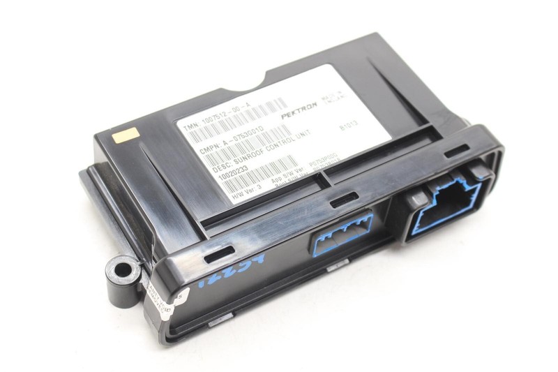 12-16 Tesla Model S Sun Roof Control Module 100751200A