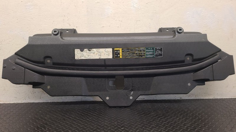 04-06 Lincoln Navigator Radiator Latch Upper Deflector Cover OEM 4L7Z-19E525-AAA