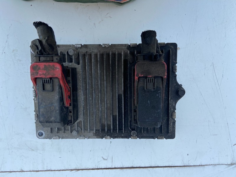 2014 Jeep Compass Patriot Engine Control Unit Module ECM ECU AD2884 DW