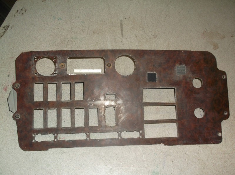 Freightliner Dash Panel Gauge Bezel H81168000 1838936000 A *FREE SHIPPING*